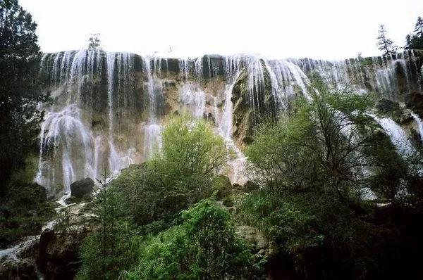 世界羽联最新排名:江西李诗沣稳住第3位